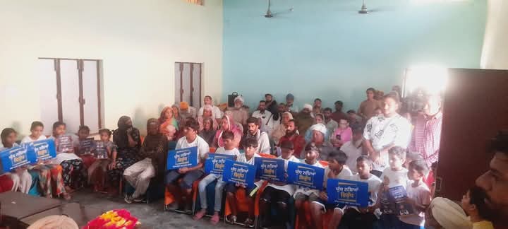 Public representatives demonstrated against drug abuse in Nasha Mukti Yatras.